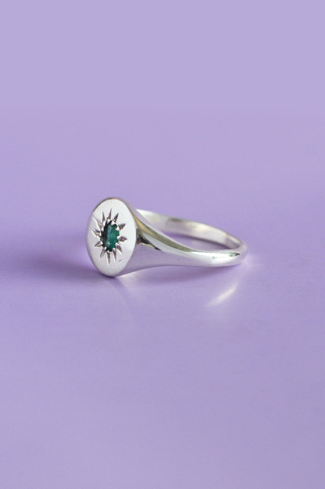 Daisy Emerald Signet Silver Ring