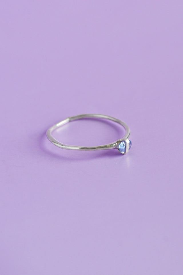 Capsule Cornflower Blue Sapphire Silver Ring