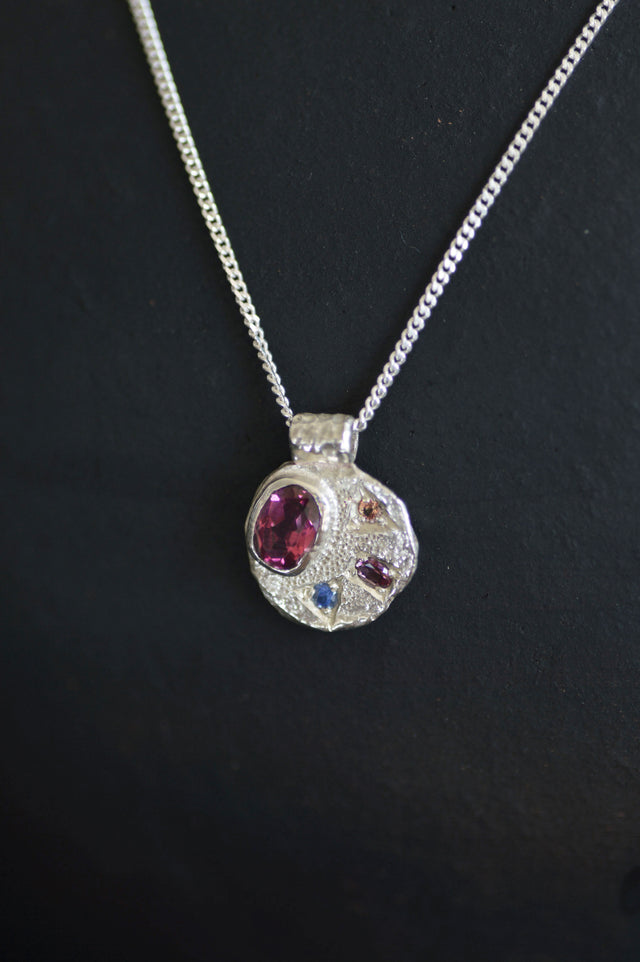 Sculpture Garnet, Sapphire & Tanzanite Silver Pendant 1222-4