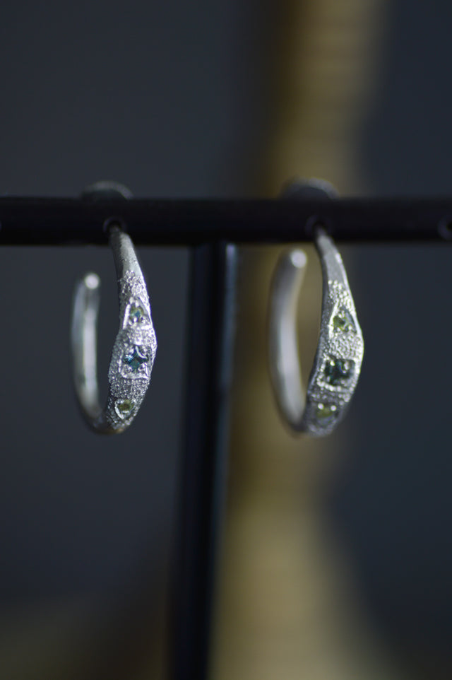 Dancer Sapphire & Peridot Silver Hoops 1141-2