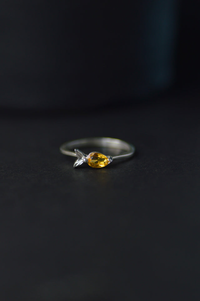 Malu Citrine Silver Ring