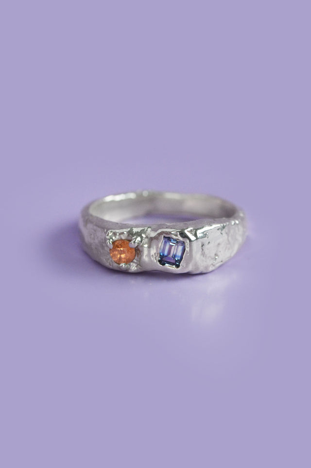 Duet Blue & Orange Sapphire Silver Ring 768-4