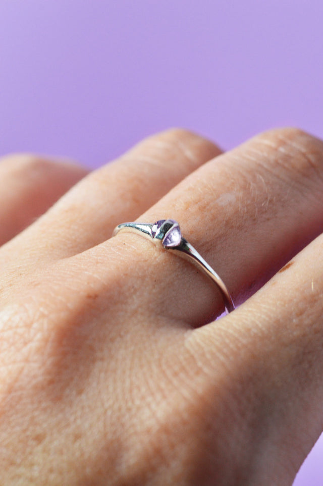 Capsule Purple Sapphire Silver Ring